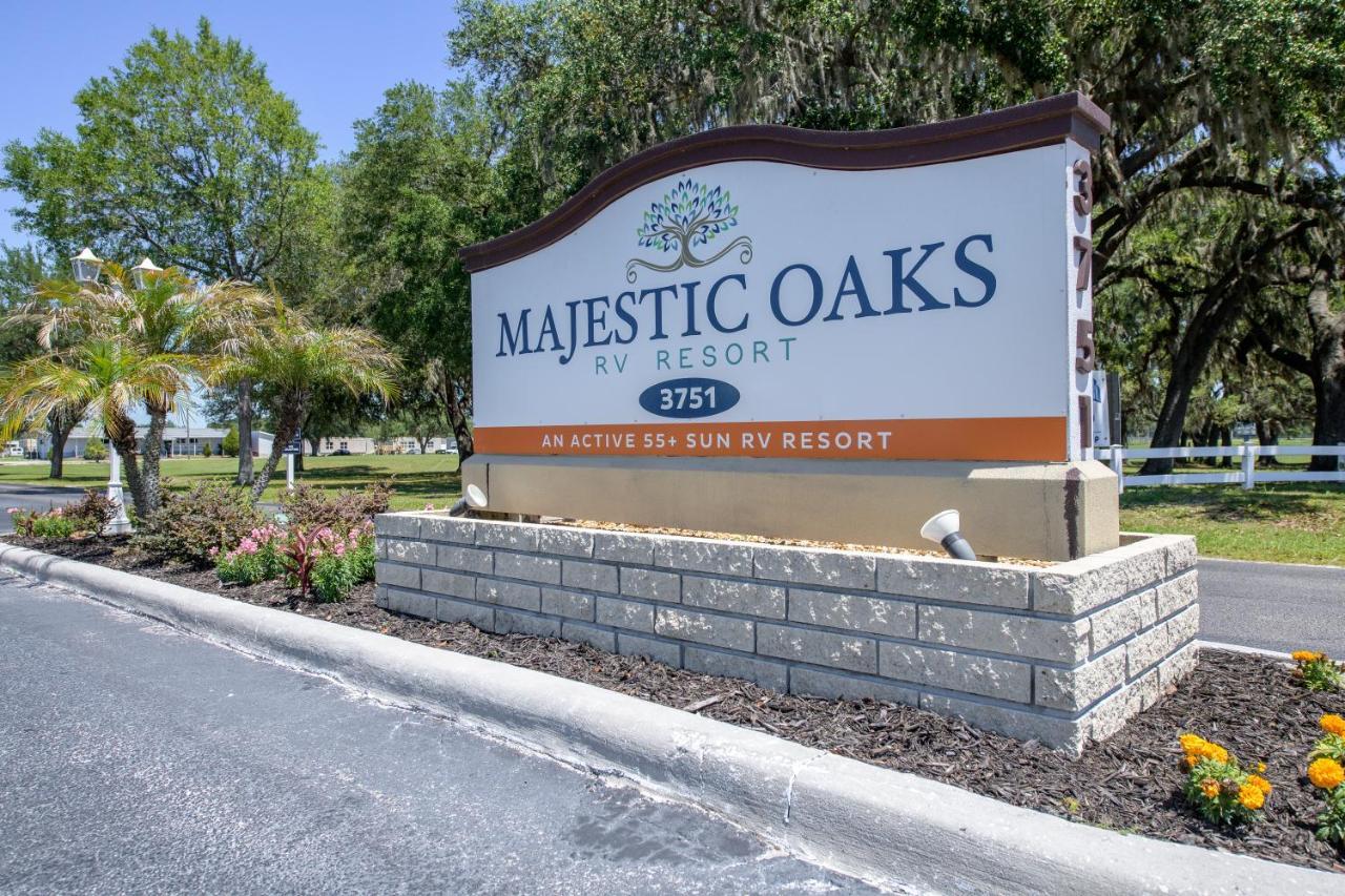 Majestic Oaks Rv Resort Zephyrhills Exterior foto