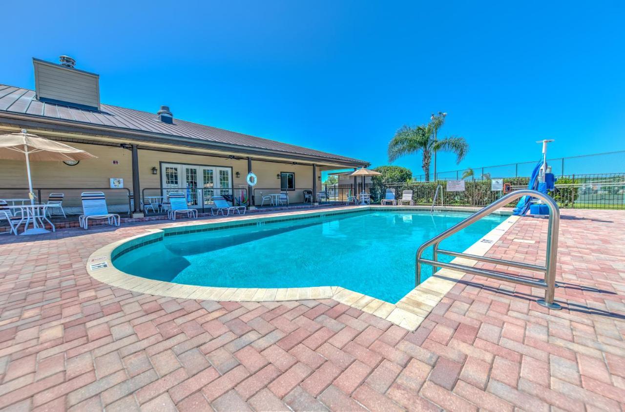 Majestic Oaks Rv Resort Zephyrhills Exterior foto